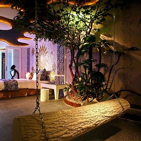 Melody Motel Cơ Long Ngoại thất bức ảnh