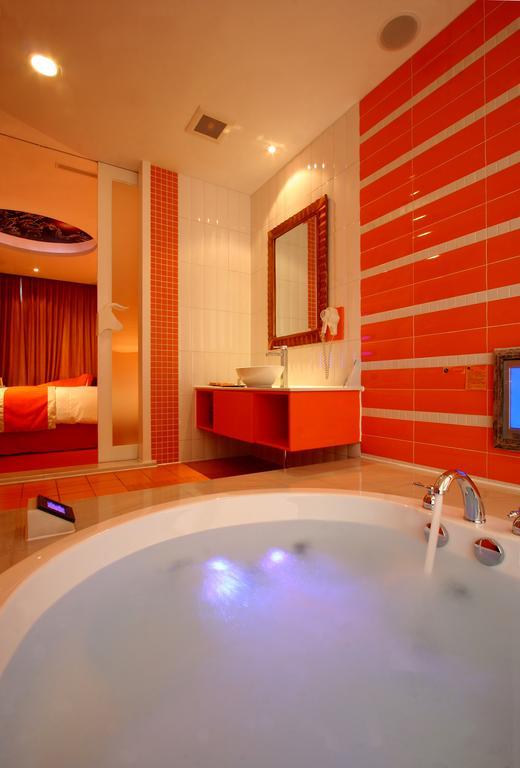 Melody Motel Cơ Long Ngoại thất bức ảnh